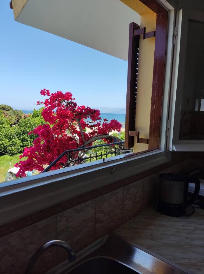 Cavos Sunrise Beach Apartments Kávos Екстериор снимка