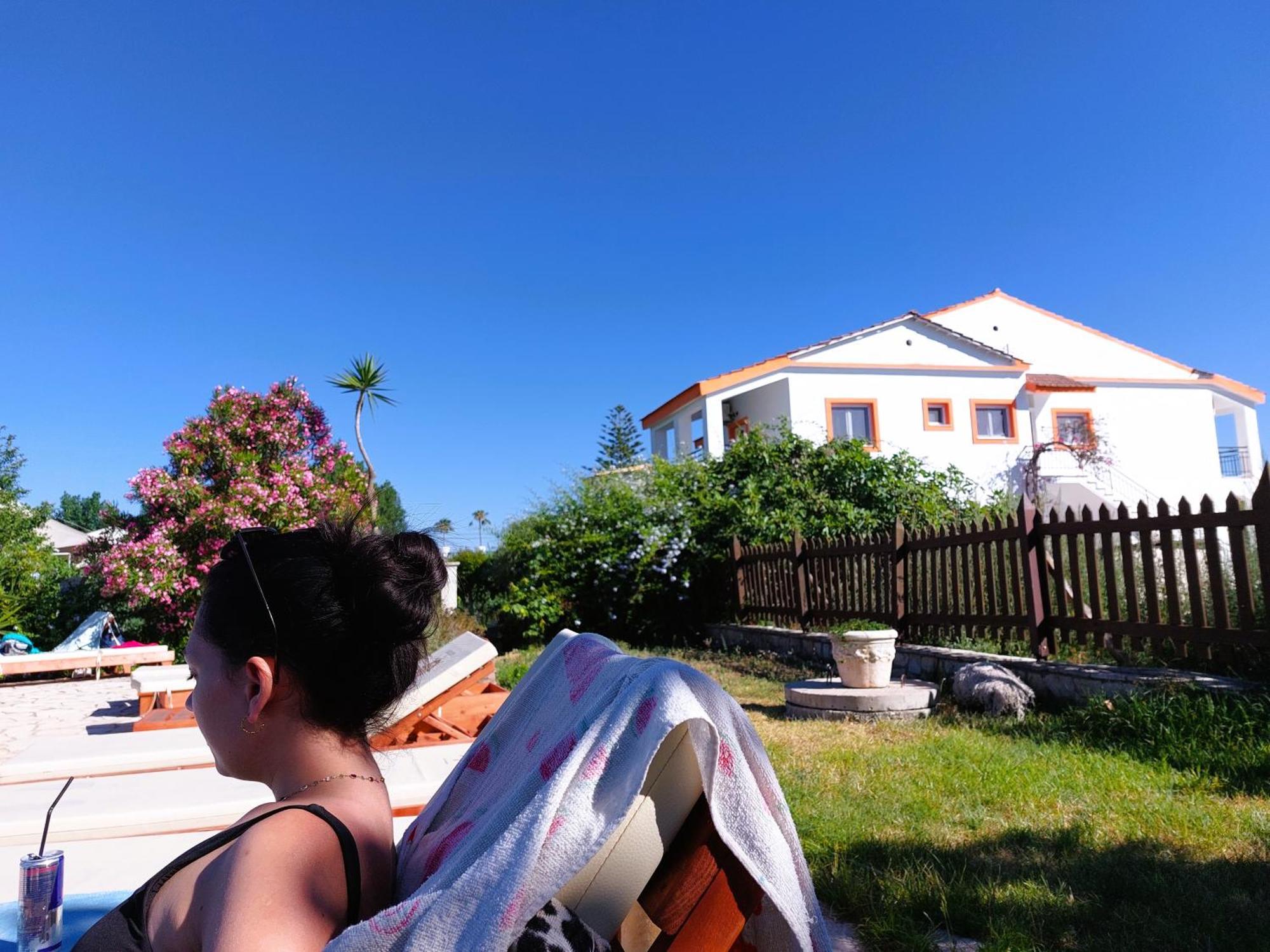 Cavos Sunrise Beach Apartments Kávos Екстериор снимка