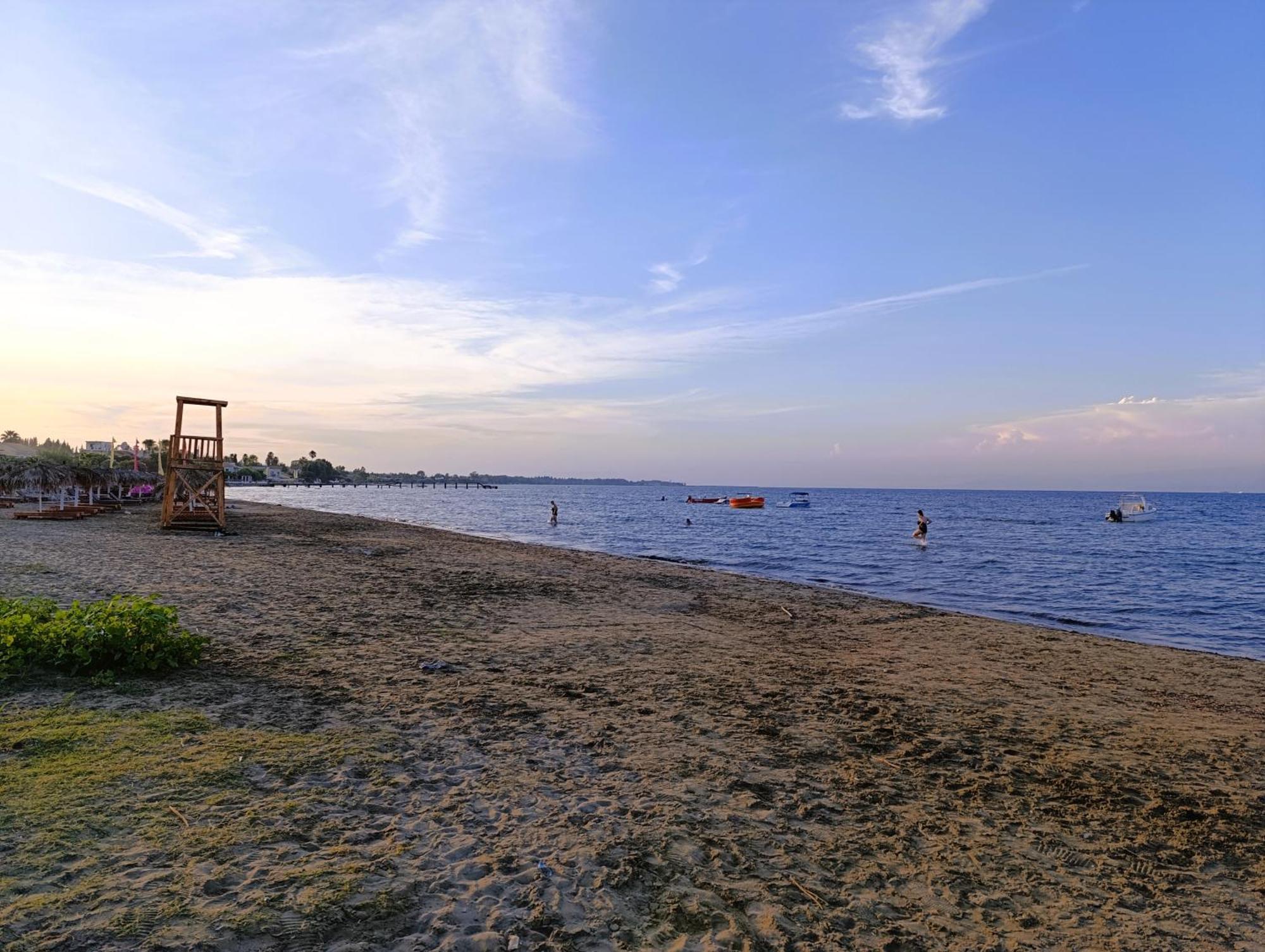 Cavos Sunrise Beach Apartments Kávos Екстериор снимка